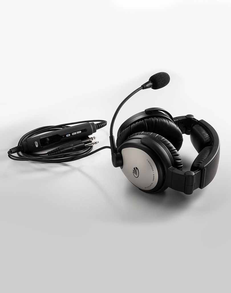 Lightspeed® Sierra ANR Aviation Headset